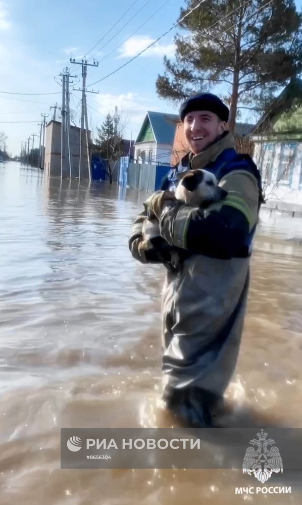 Прорыв дамбы в Орске