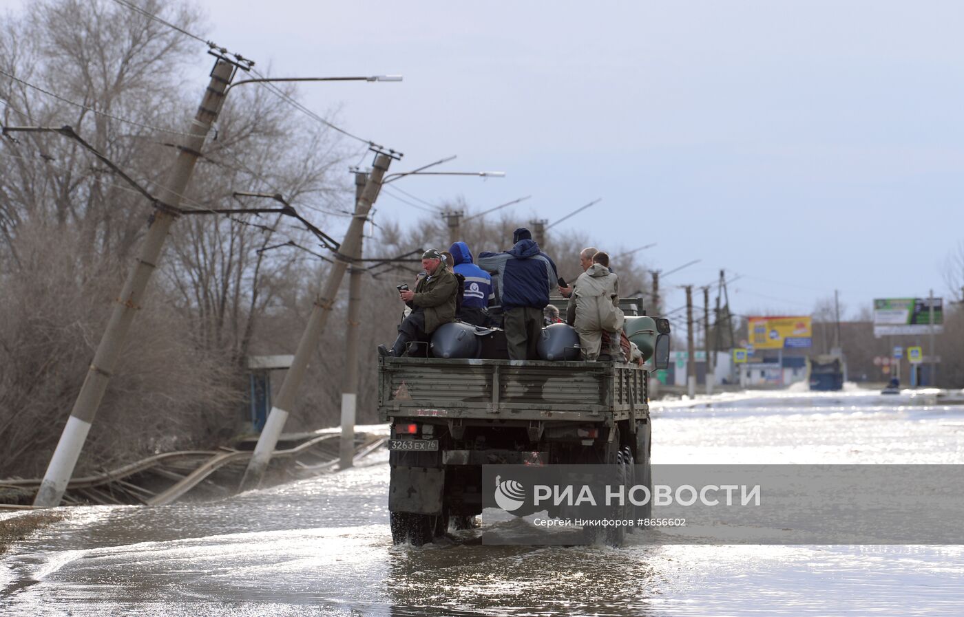 Последствия прорыва дамбы в Орске