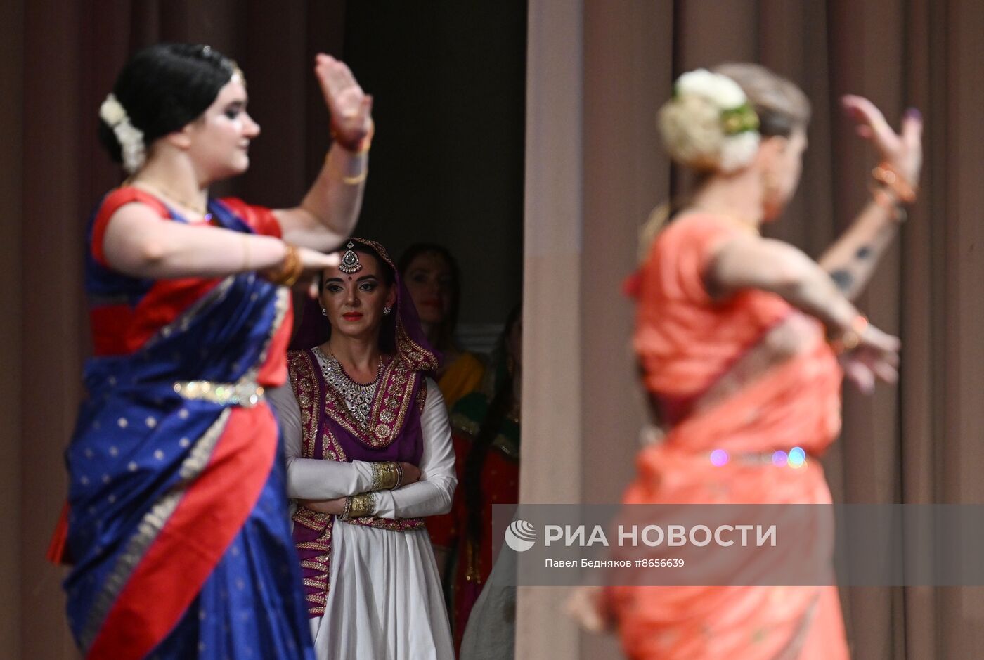 16-й фестиваль "Сита Холи Мела" в Москве 