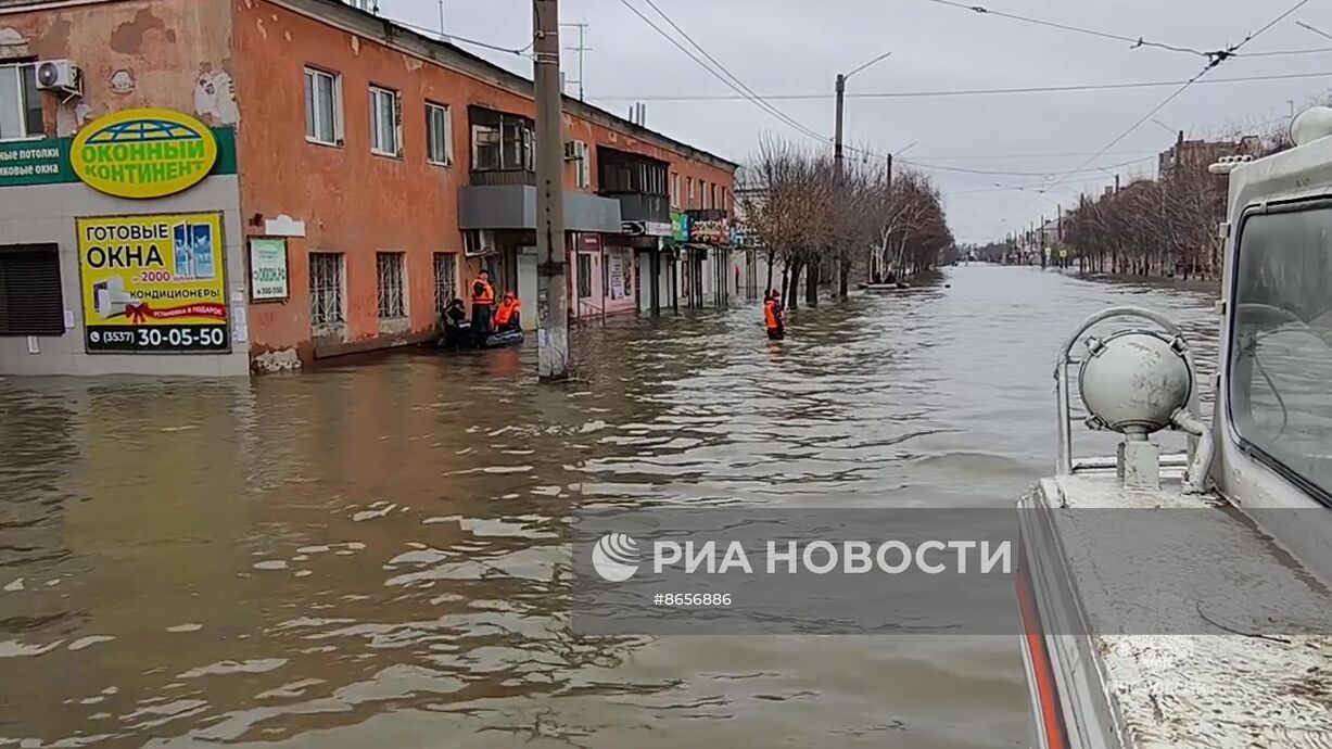 Обстановка в Орске после прорыва дамбы