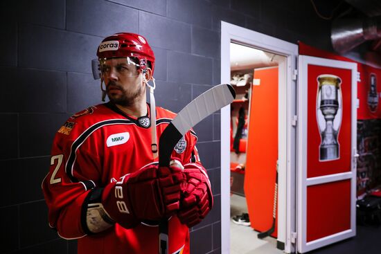 Хоккей. КХЛ. Матч "Автомобилист" - "Металлург Мг"