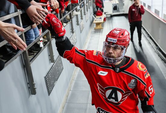 Хоккей. КХЛ. Матч "Автомобилист" - "Металлург Мг"