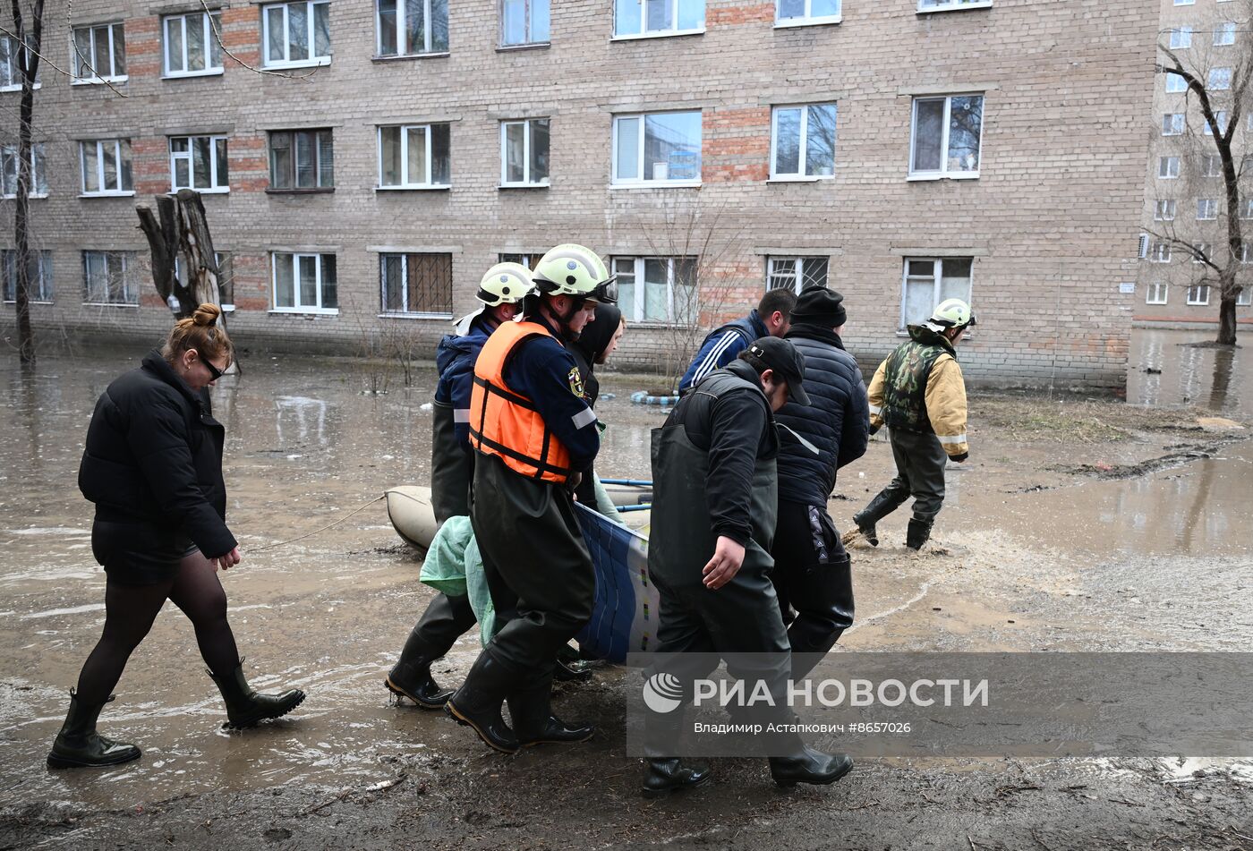 Обстановка в Орске после прорыва дамбы