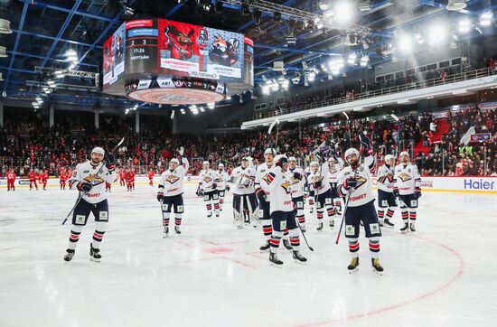 Хоккей. КХЛ. Матч "Автомобилист" - "Металлург Мг"