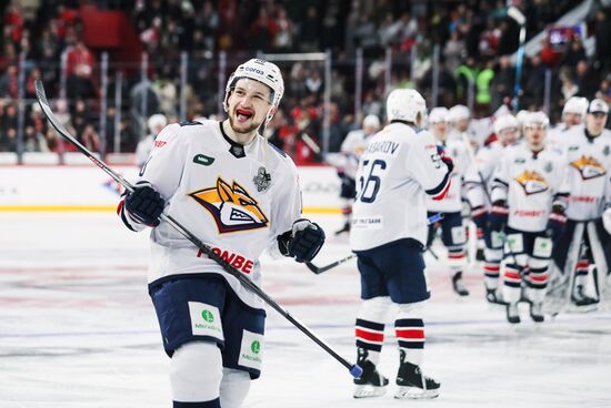 Хоккей. КХЛ. Матч "Автомобилист" - "Металлург Мг"