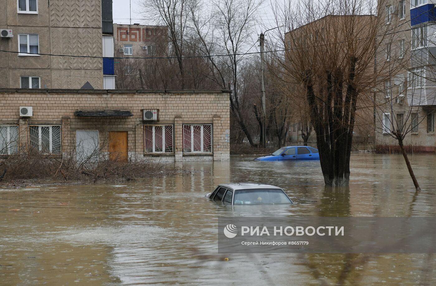 Обстановка в Орске после прорыва дамбы