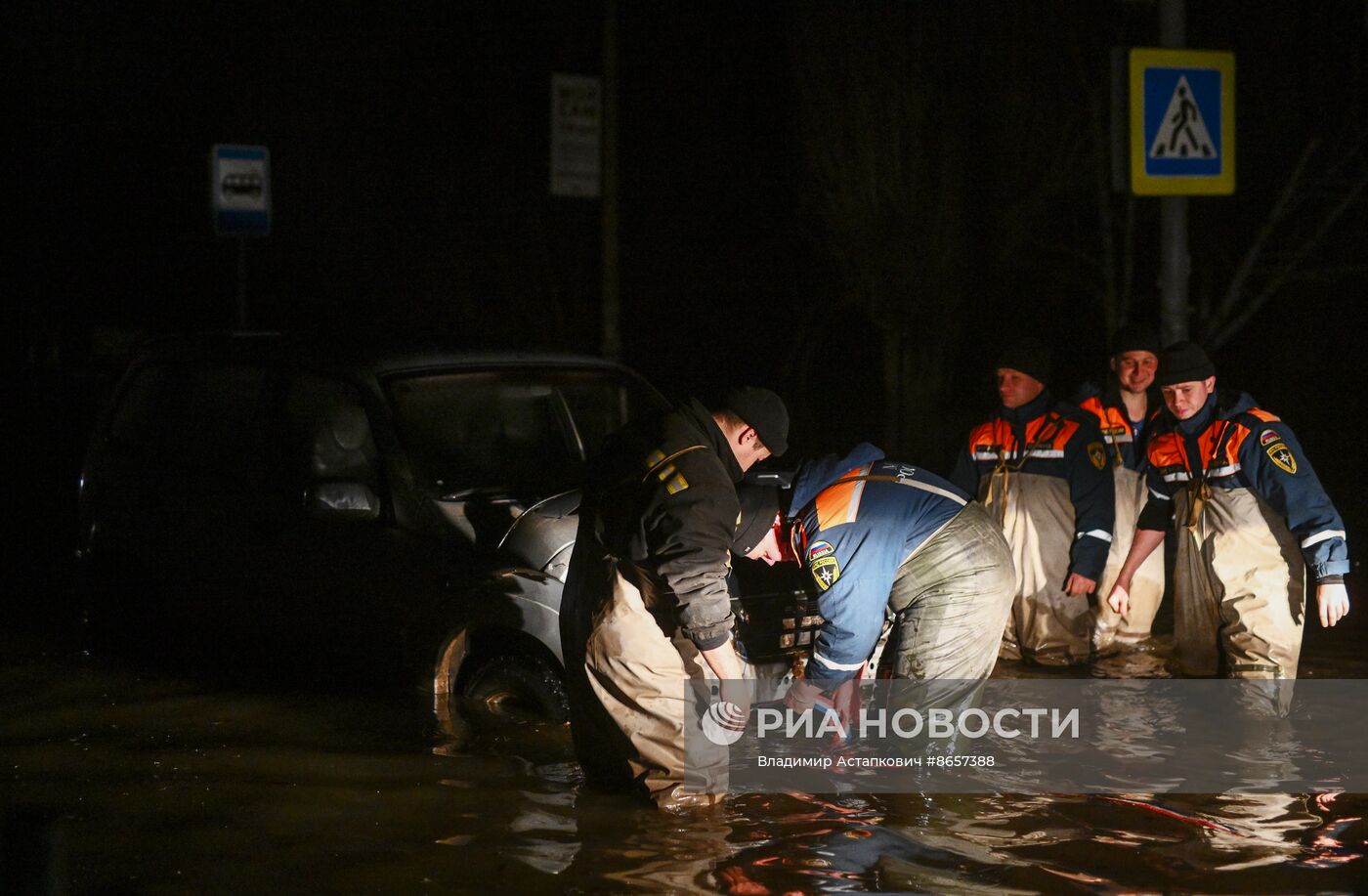 Обстановка в Орске после прорыва дамбы