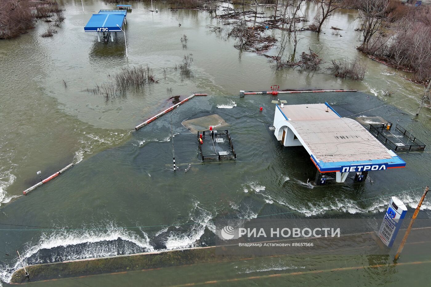 Последствия прорыва дамбы в Орске