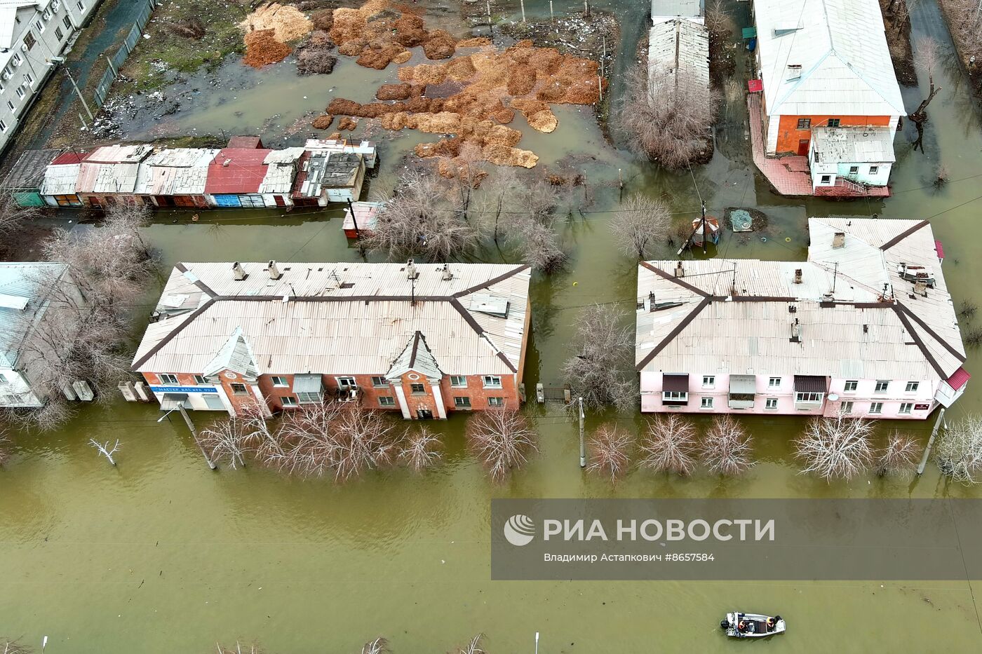 Последствия прорыва дамбы в Орске