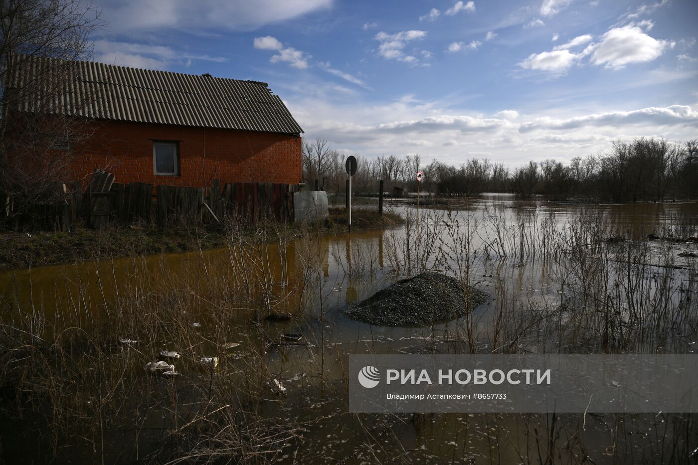 Последствия прорыва дамбы в Орске