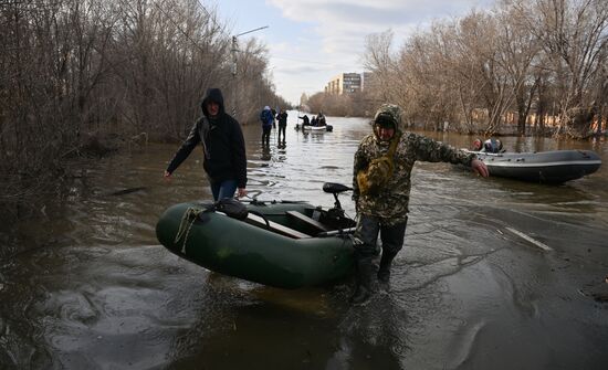 Последствия прорыва дамбы в Орске