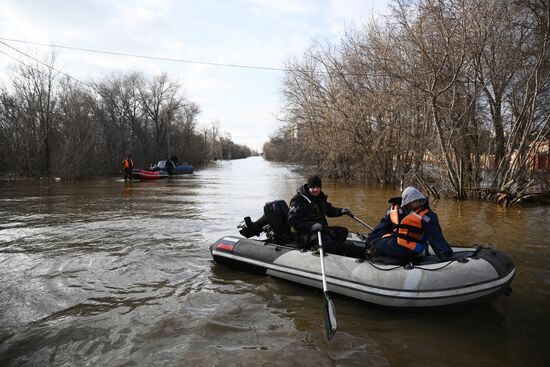 Последствия прорыва дамбы в Орске