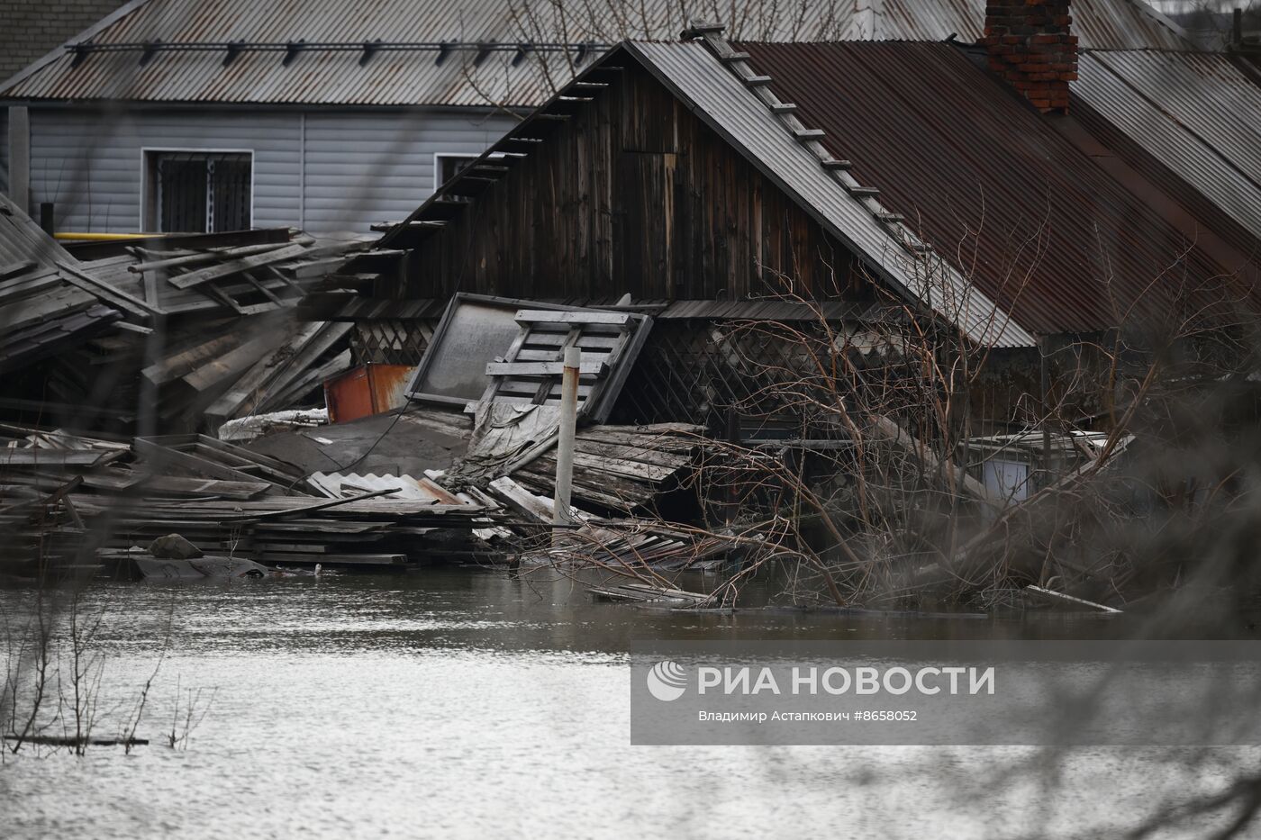 Последствия прорыва дамбы в Орске