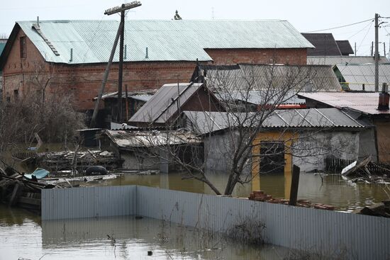 Последствия прорыва дамбы в Орске