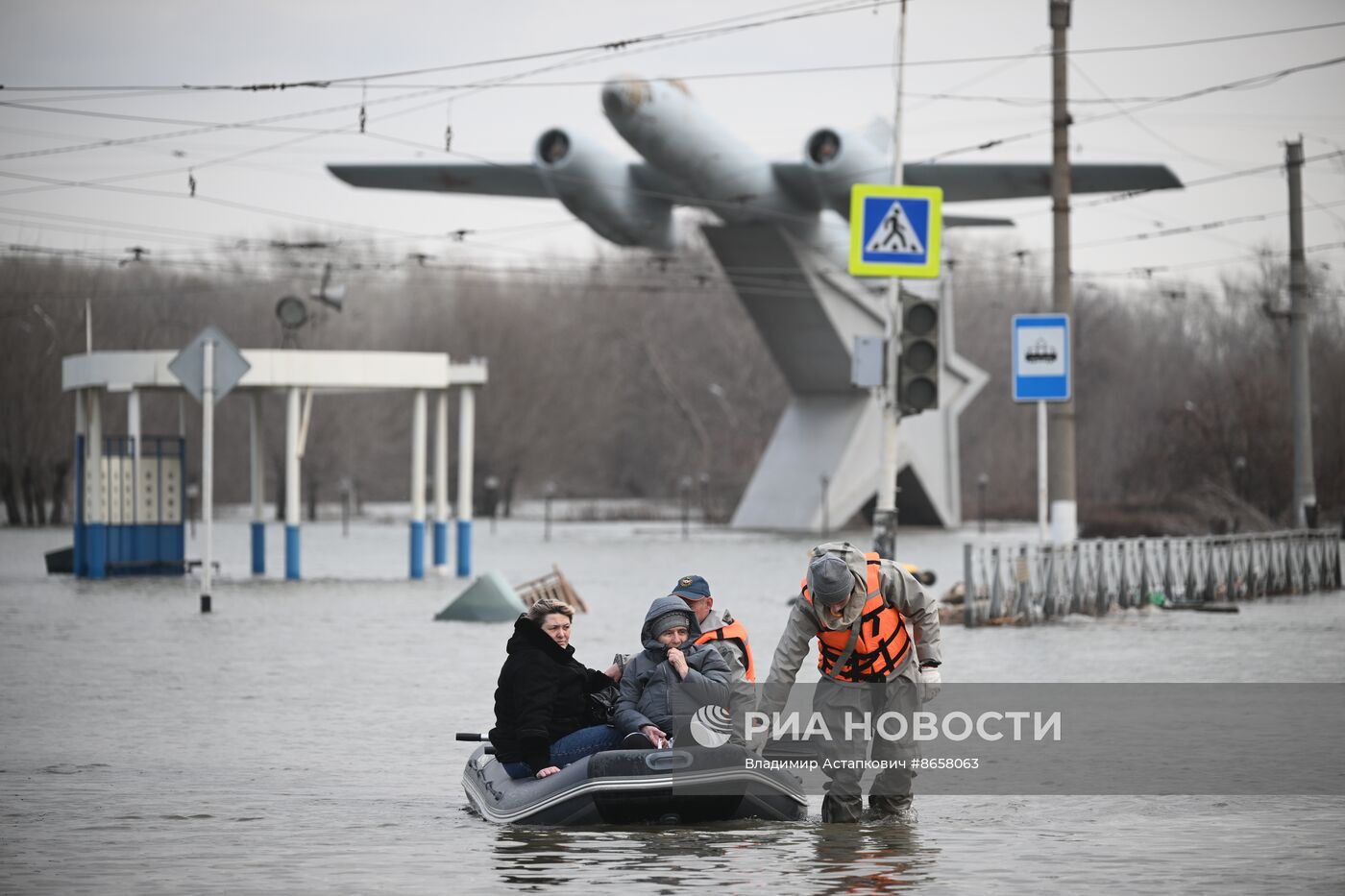 Последствия прорыва дамбы в Орске