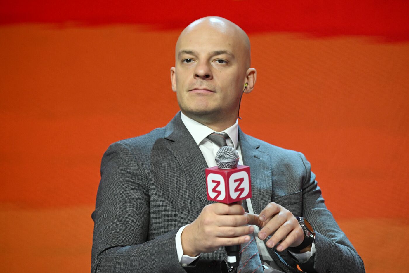 Выставка "Россия". Старт нового сезона проектов Росмолодежь. Бизнес "На старт! Внимание! Бизнес!"