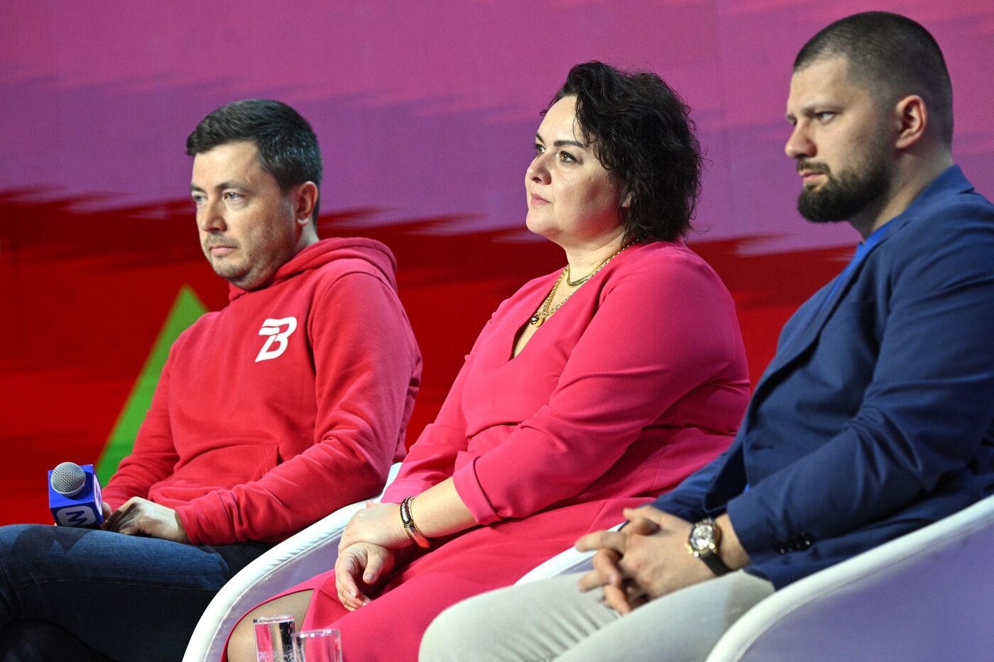 Выставка "Россия". Старт нового сезона проектов Росмолодежь. Бизнес "На старт! Внимание! Бизнес!"