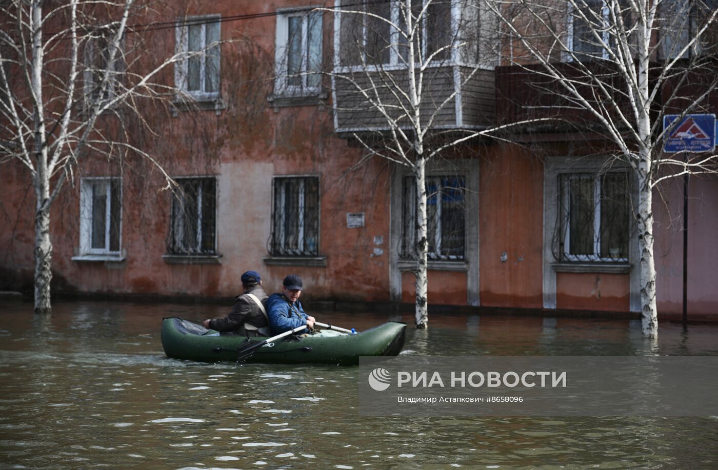 Последствия прорыва дамбы в Орске