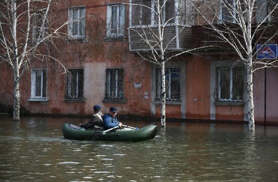 Последствия прорыва дамбы в Орске
