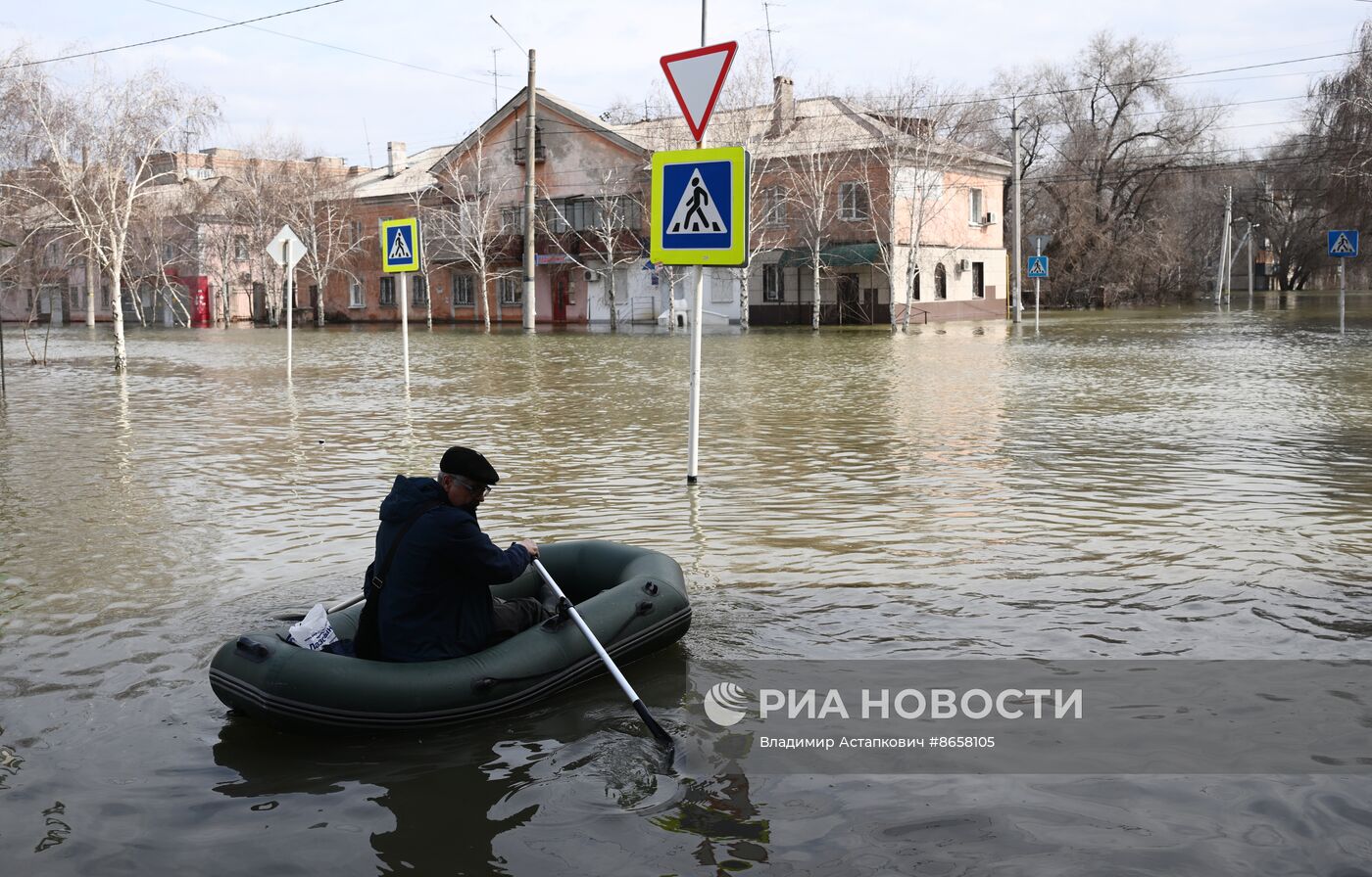 Последствия прорыва дамбы в Орске