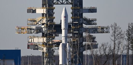 Запуск ракеты "Ангара-А5" с космодрома Восточный отменен