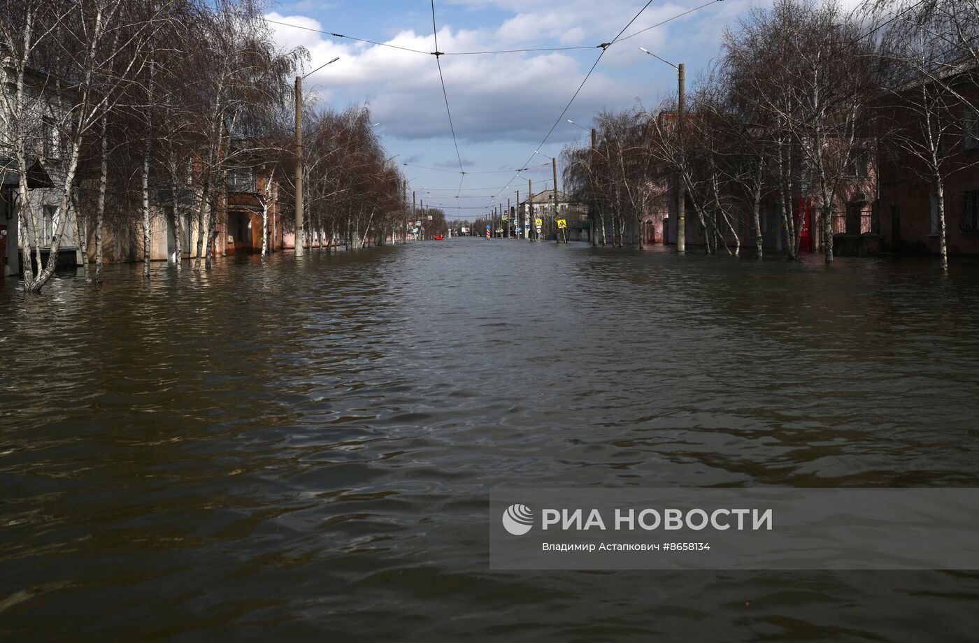 Последствия прорыва дамбы в Орске