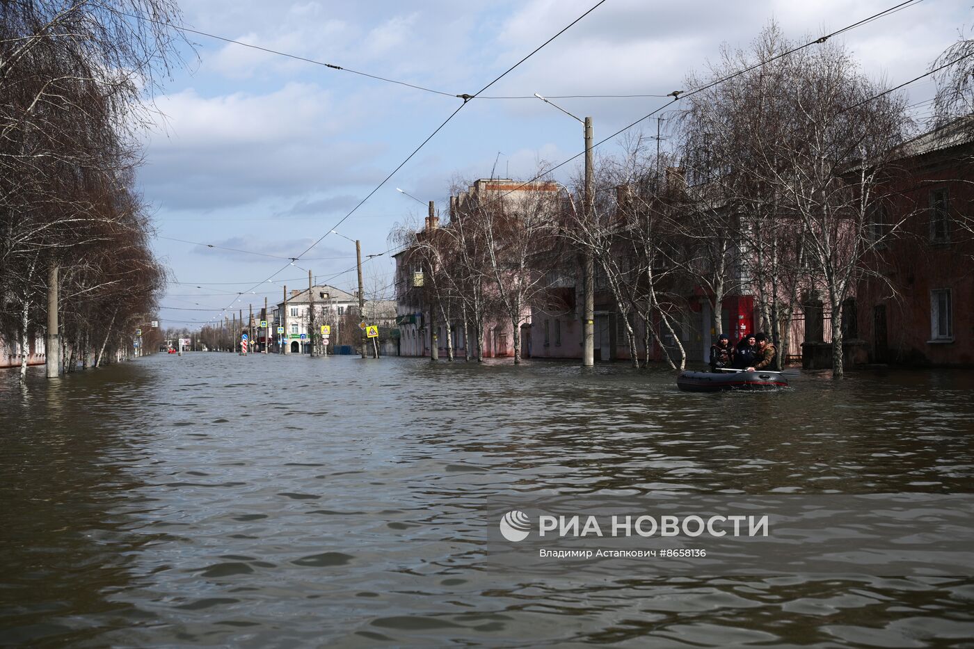 Последствия прорыва дамбы в Орске