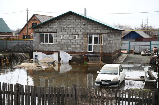 Последствия прорыва дамбы в Орске