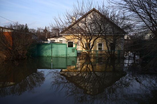 Последствия прорыва дамбы в Орске