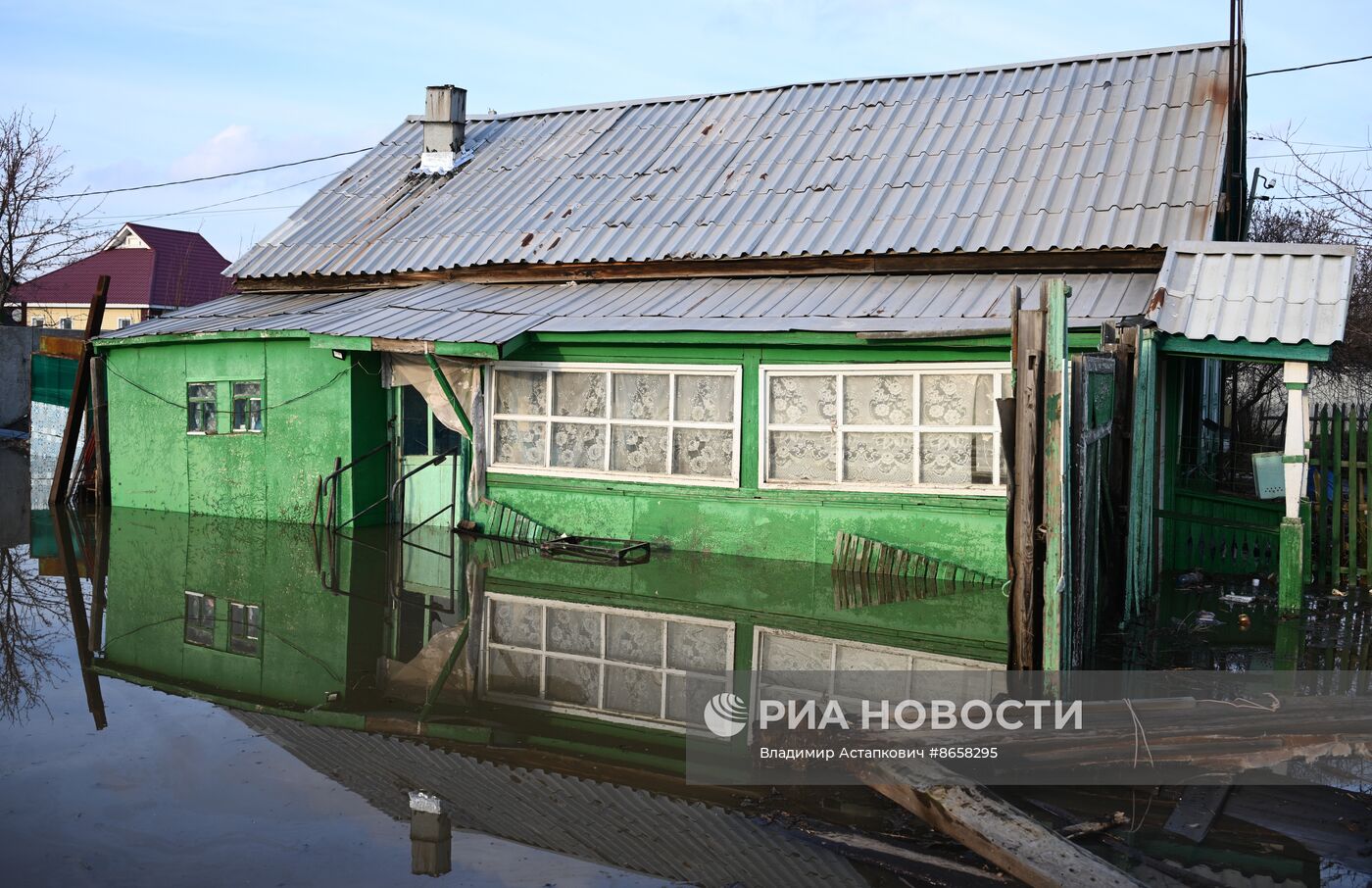 Последствия прорыва дамбы в Орске