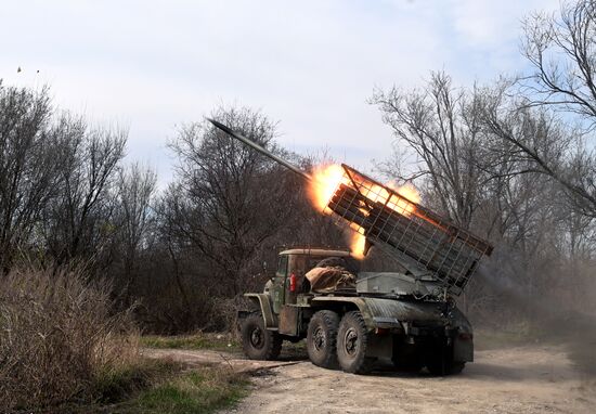 Боевая работа РСЗО "Град" Южной группировки войск