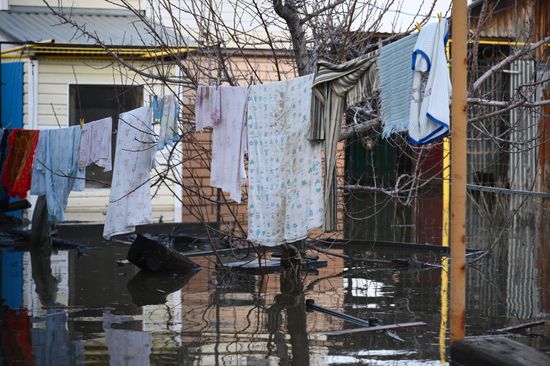 Последствия прорыва дамбы в Орске