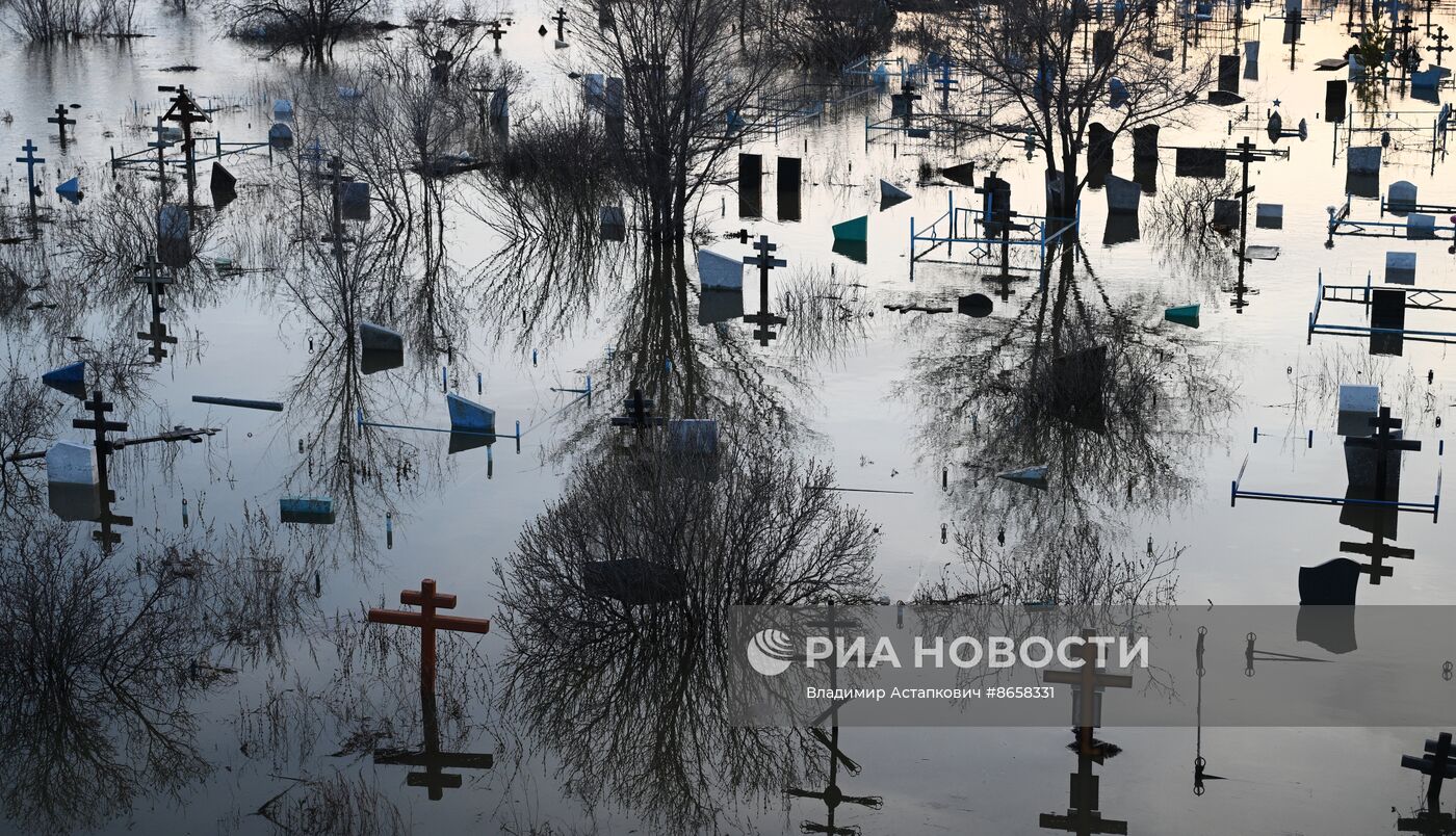 Последствия прорыва дамбы в Орске