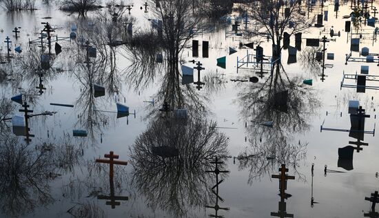 Последствия прорыва дамбы в Орске