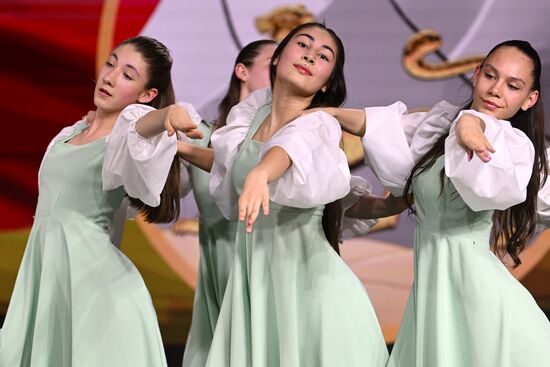 Выставка "Россия". Концерт "Территория дружбы"