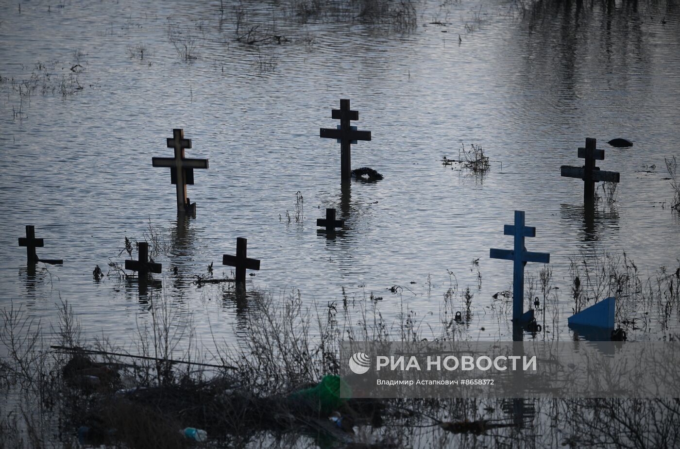 Последствия прорыва дамбы в Орске