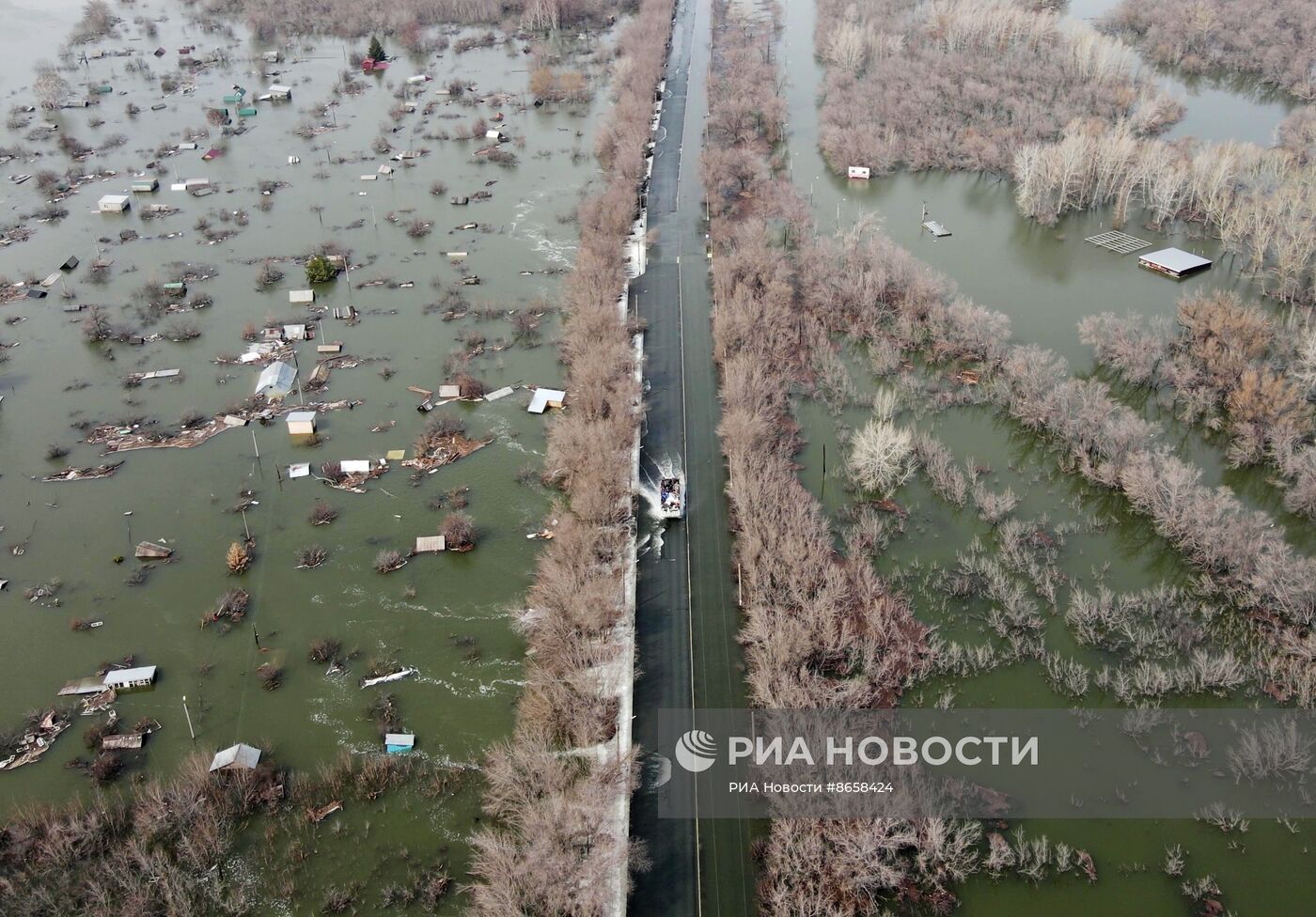 Последствия прорыва дамбы в Орске