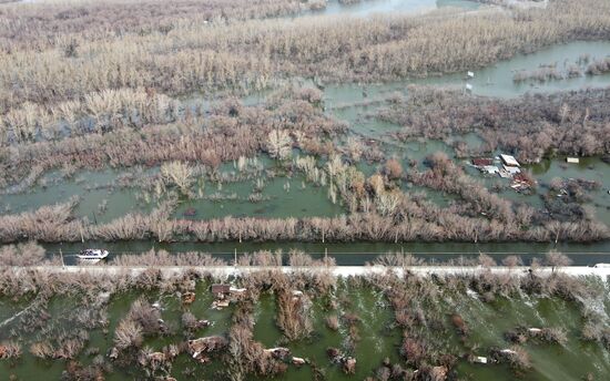 Последствия прорыва дамбы в Орске