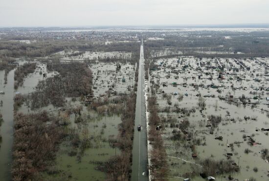 Последствия прорыва дамбы в Орске