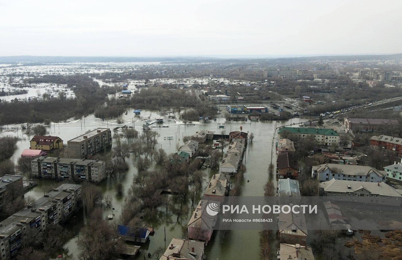 Последствия прорыва дамбы в Орске