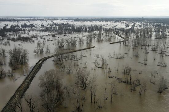 Последствия прорыва дамбы в Орске