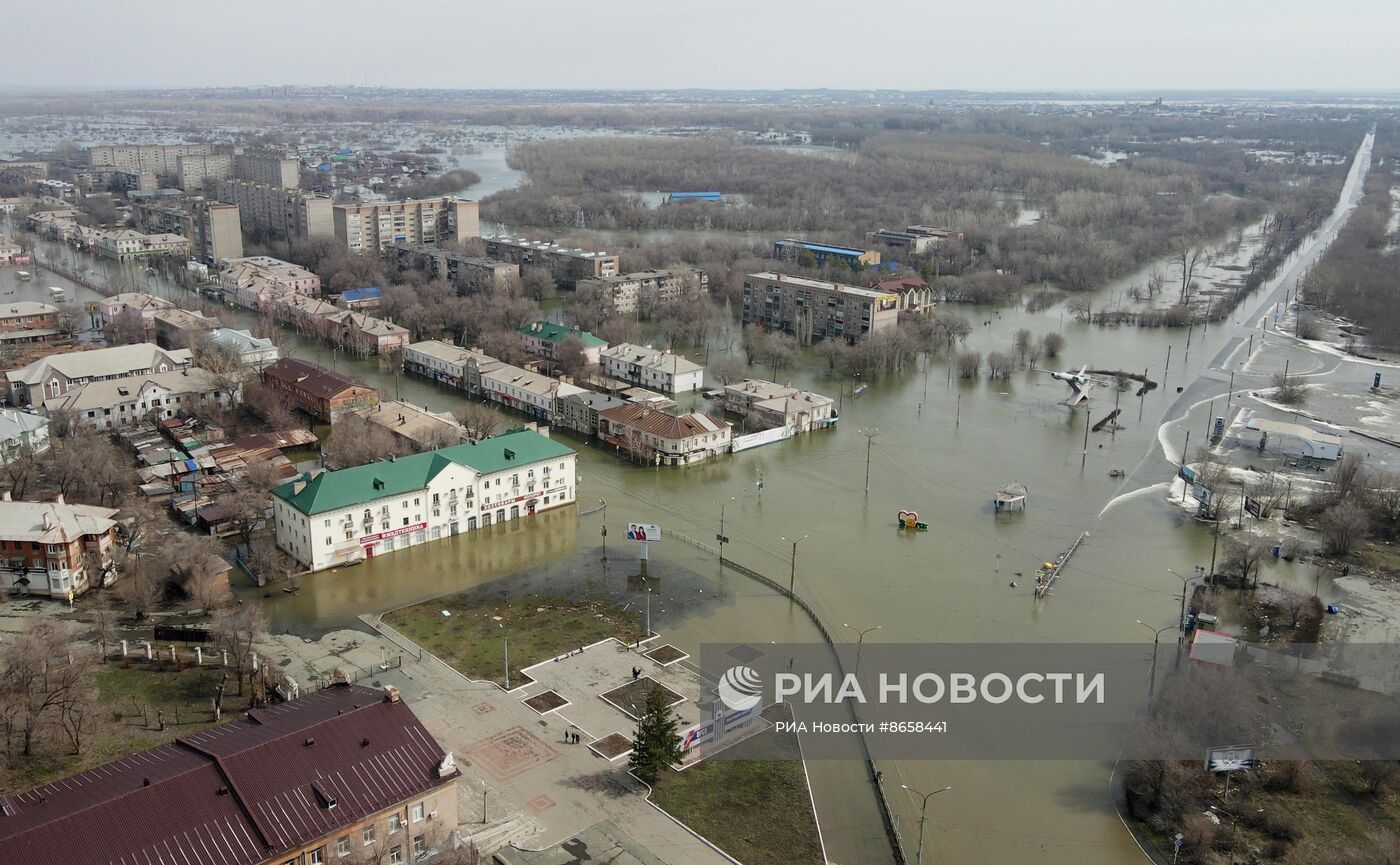 Последствия прорыва дамбы в Орске