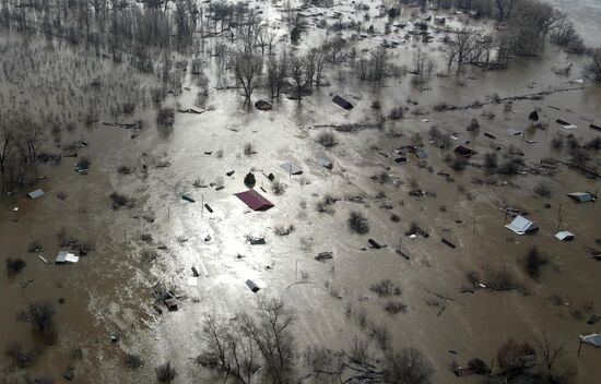 Последствия прорыва дамбы в Орске