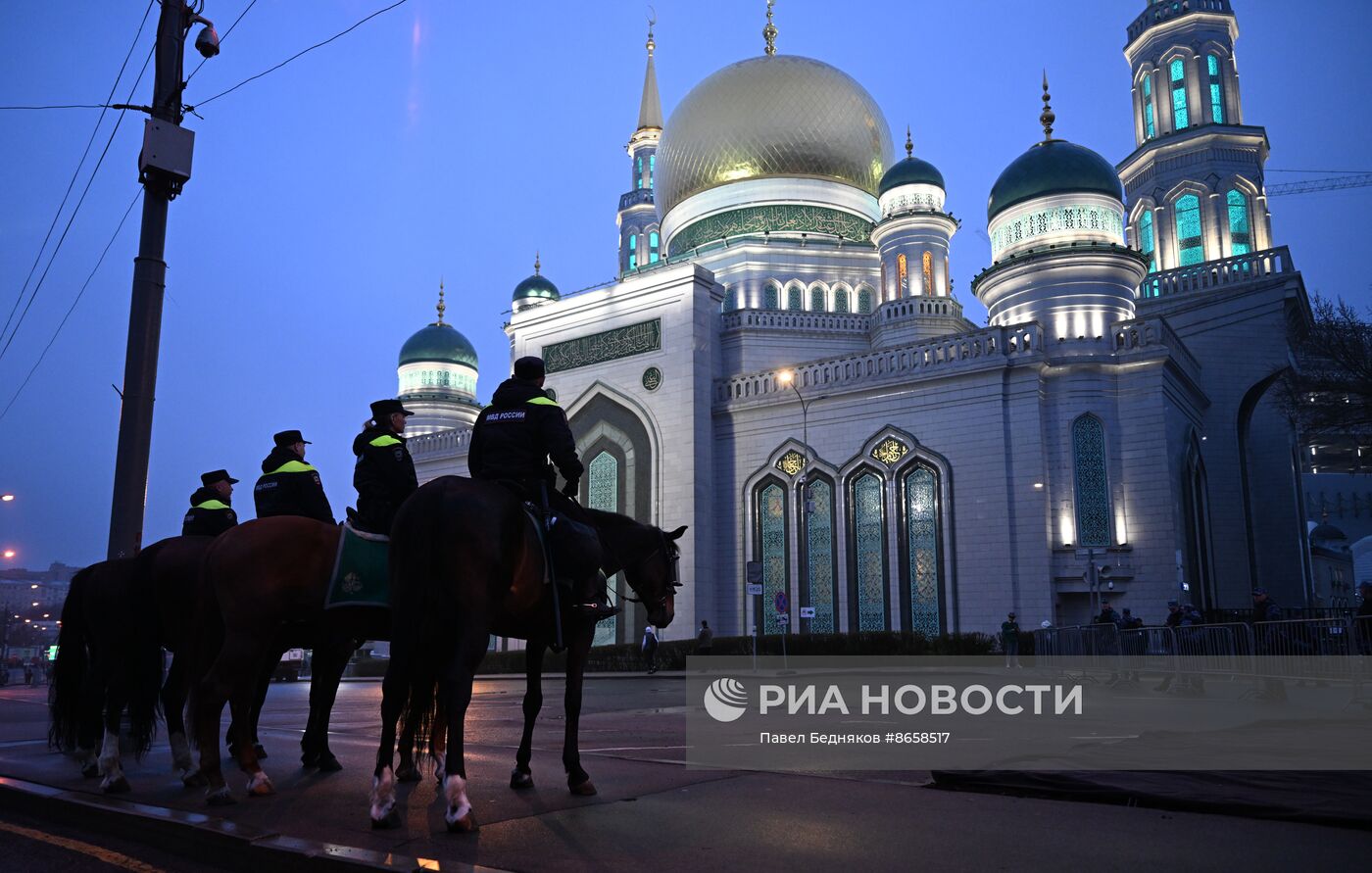 Празднование Ураза-байрама в России 