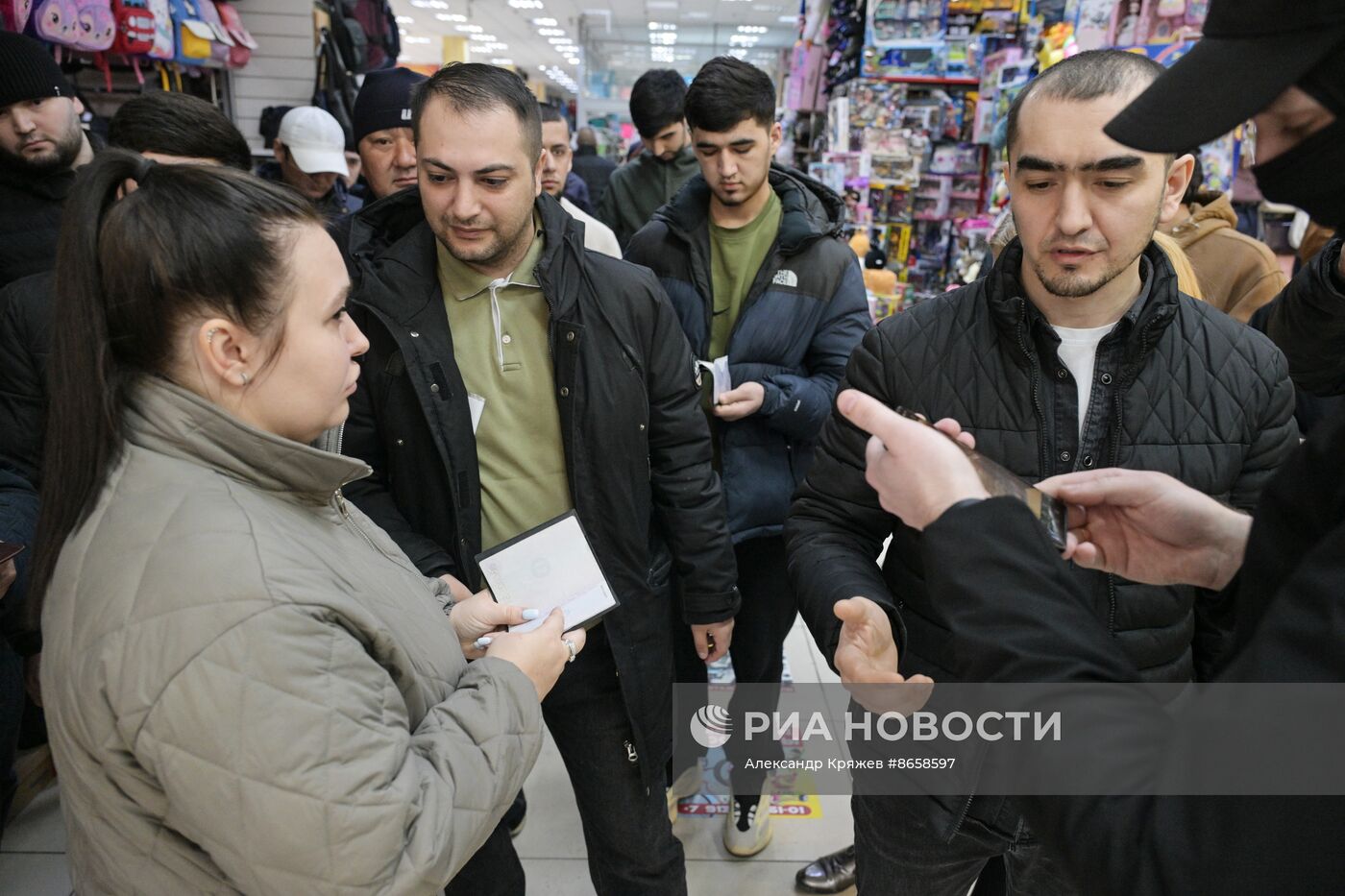 Рейд по проверке документов  воинского учета у мигрантов, получивших гражданство РФ