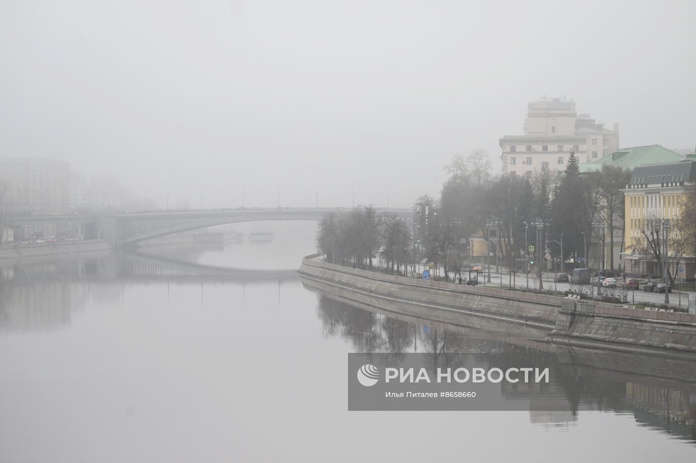 Туман в Москве