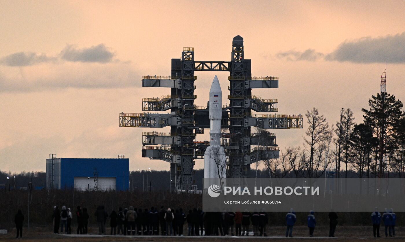 Запуск ракеты "Ангара-А5" с космодрома Восточный вновь отменен