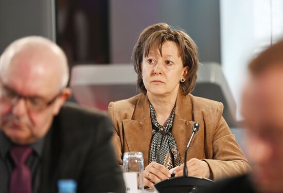 Выставка "Россия". Деловая сессия на тему "Как цифровизация изменила и продолжает менять экспортные процессы"