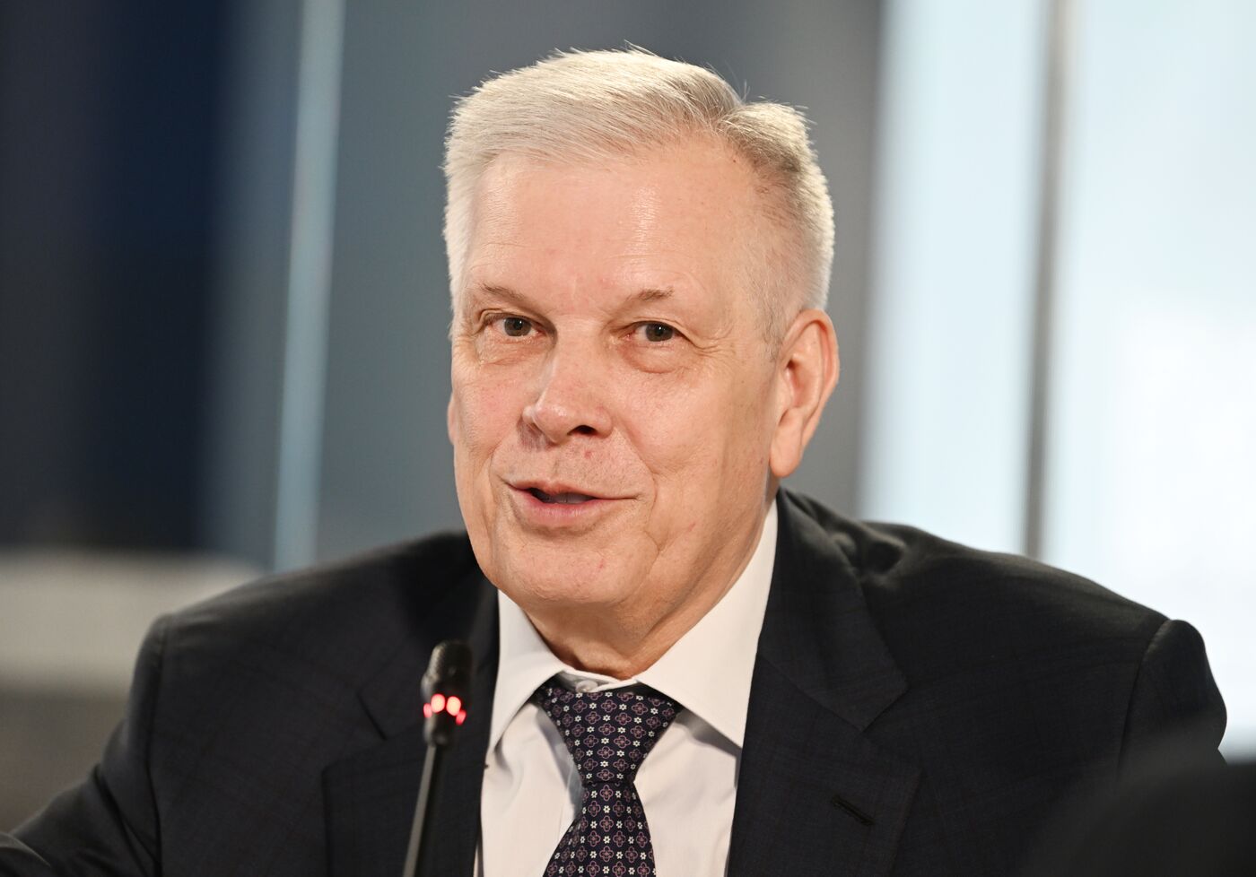 Выставка "Россия". Деловая сессия на тему "Как цифровизация изменила и продолжает менять экспортные процессы"