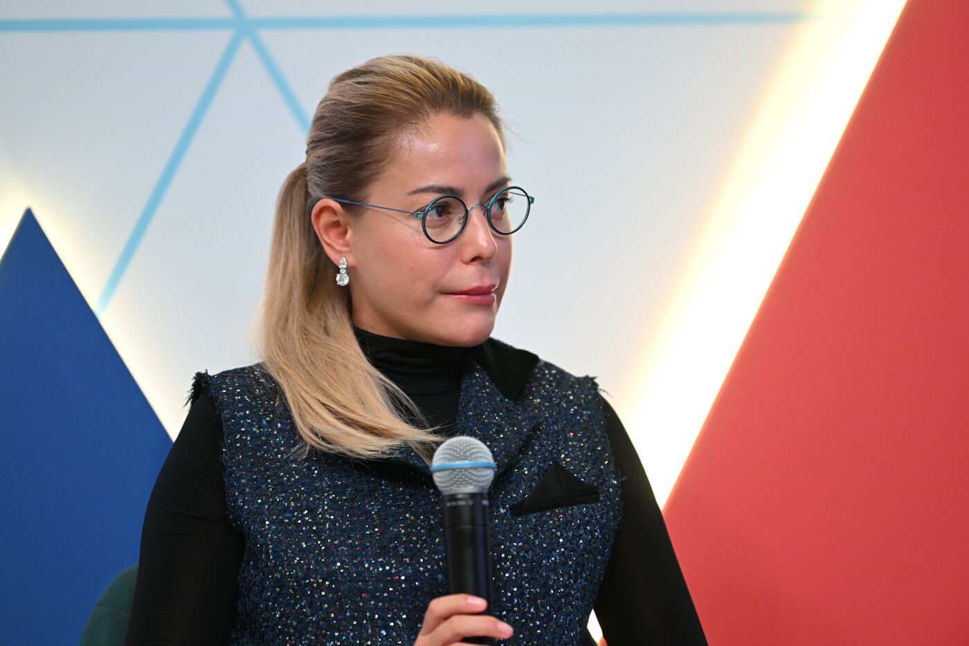 Выставка "Россия". Ток-шоу с Кристиной Потупчик